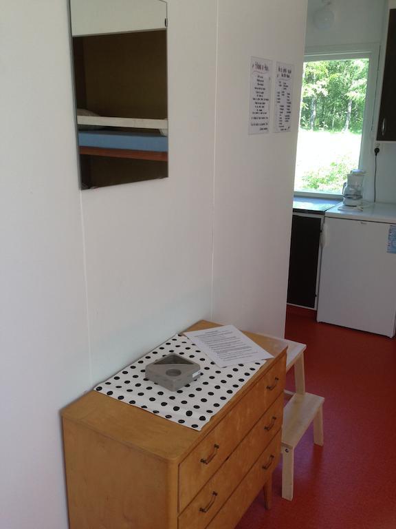 Sjölunda Semesterby Hotel Lidkoping Ruang foto