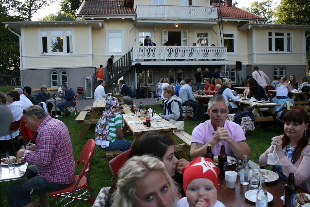 Sjölunda Semesterby Hotel Lidkoping Bagian luar foto